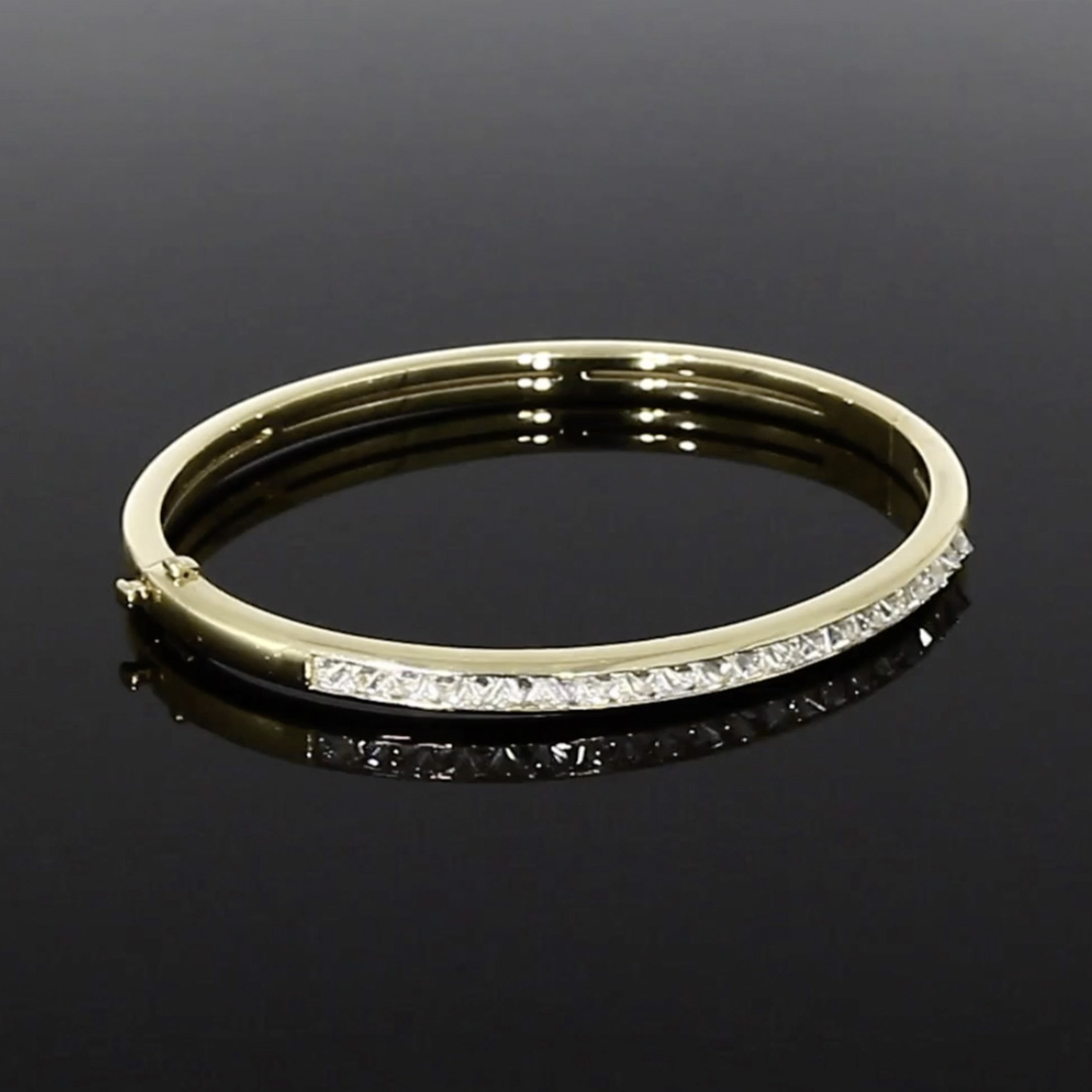 RockChic 1.88ct Diamond Bangle in 18ct Yellow Gold