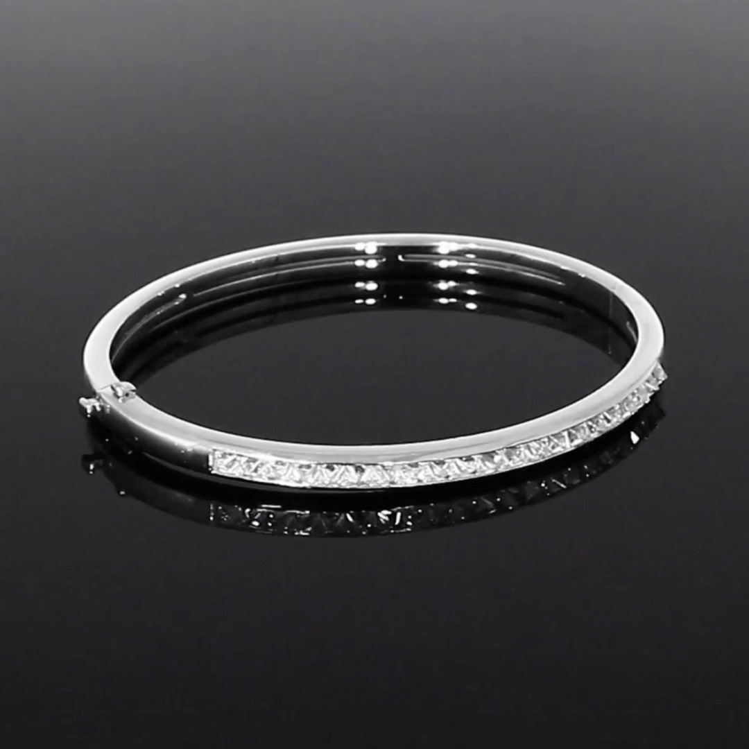 RockChic Diamond Bangle 1.60ct in 18ct White Gold