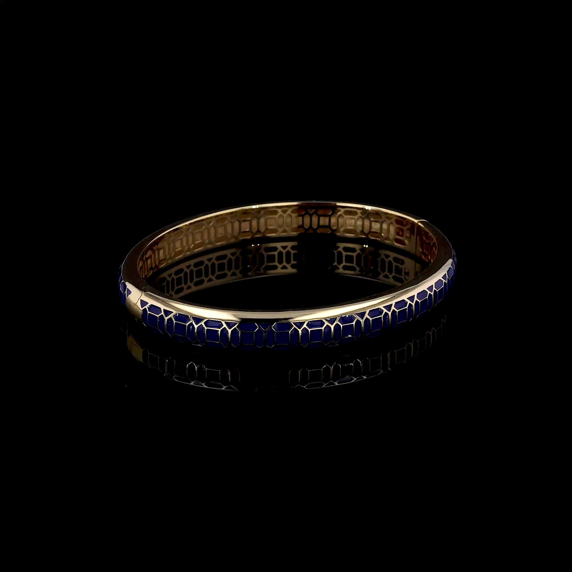 Revival Royal Blue Enamel Bangle in 18ct Yellow Gold