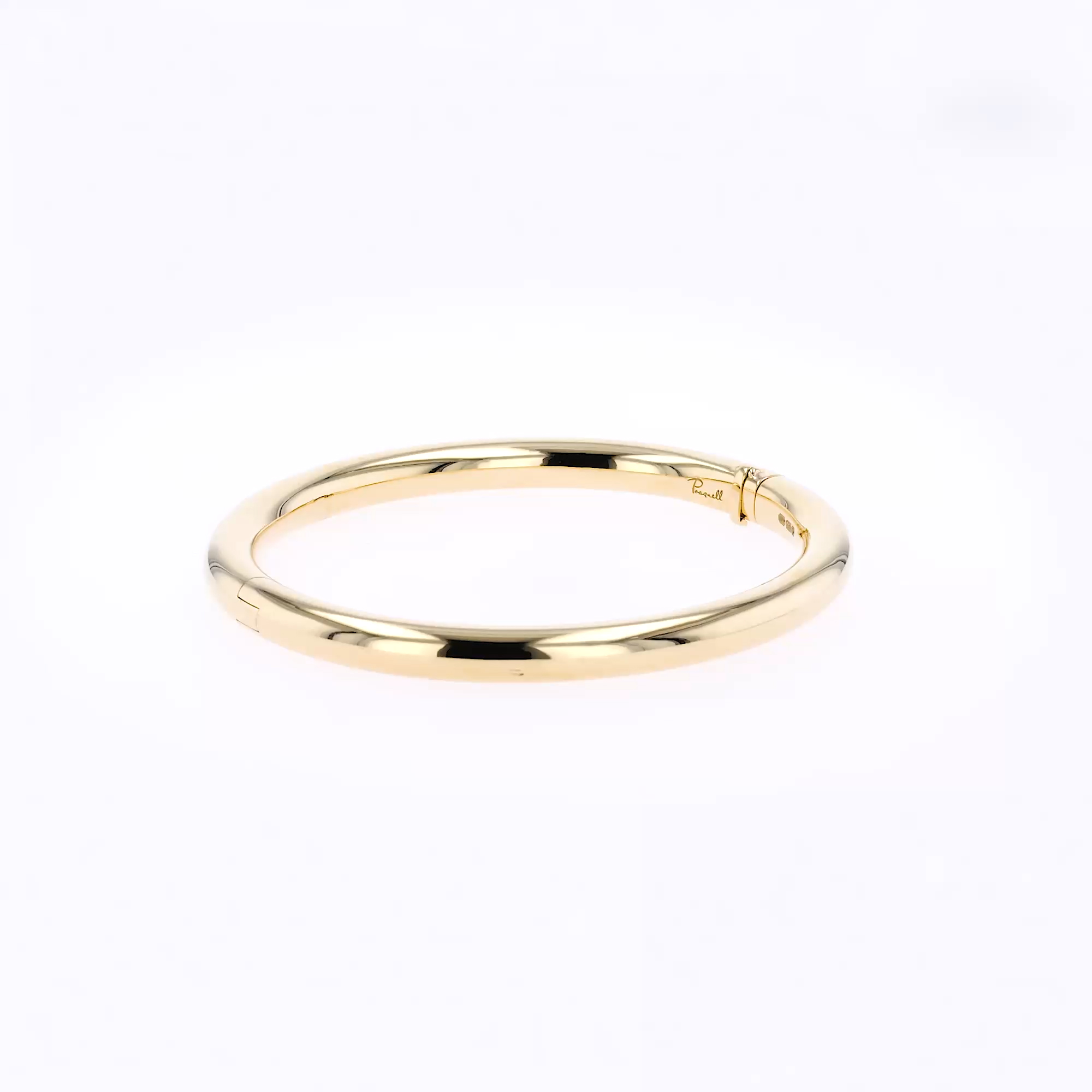 Plain Polished 6mm Round Edge Oval Bangle in 18ct Yellow Gold