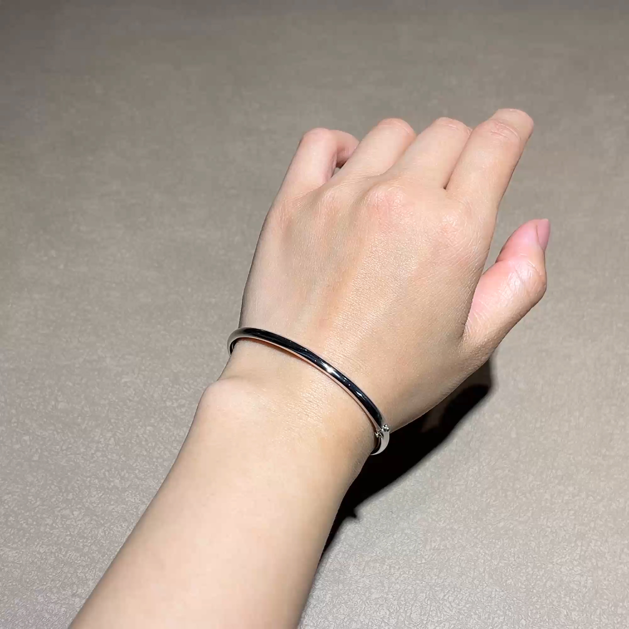 Plain Polished 4mm Oval Bangle in 18ct White Gold