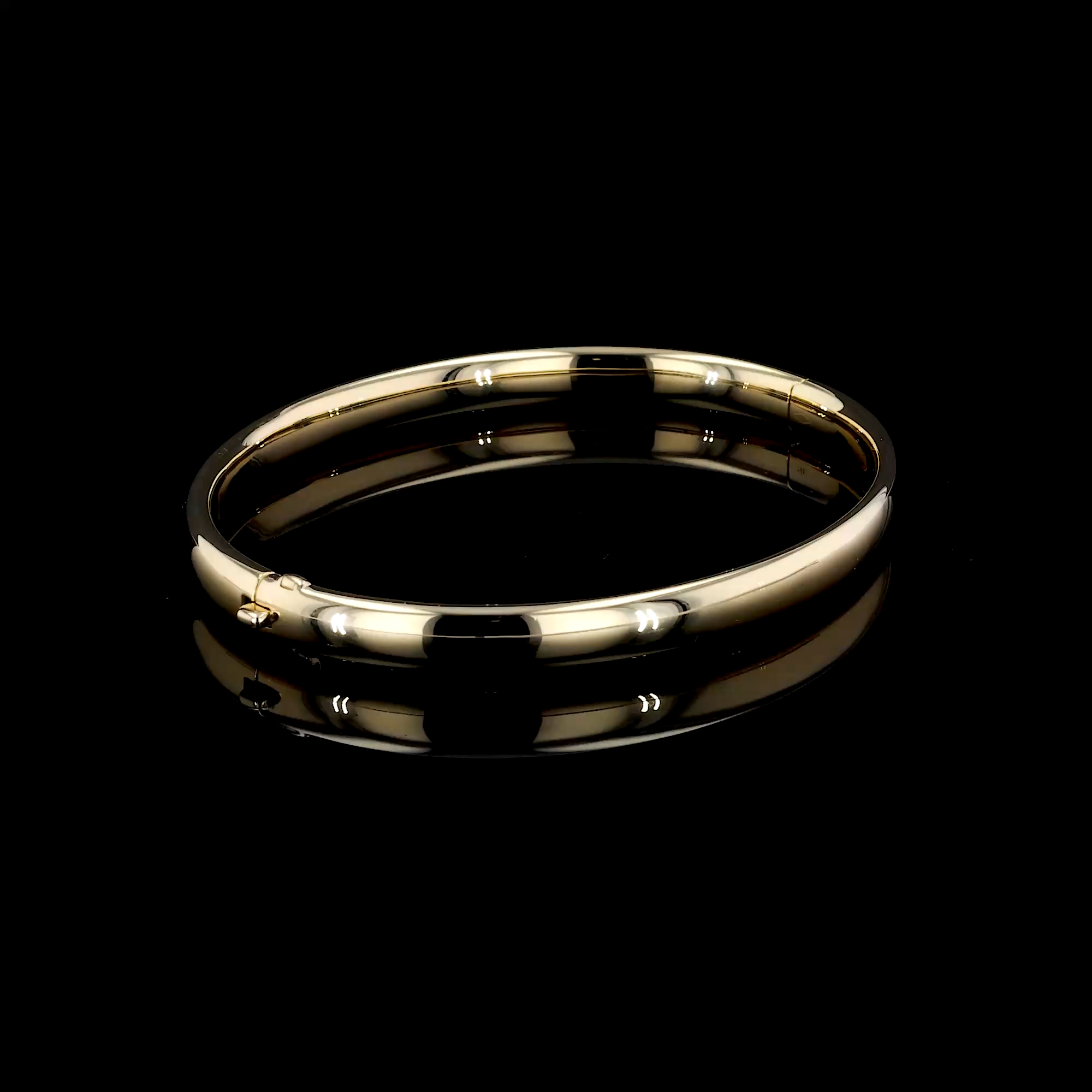 Plain Polished 6mm Oval Bangle in 18ct Yellow Gold