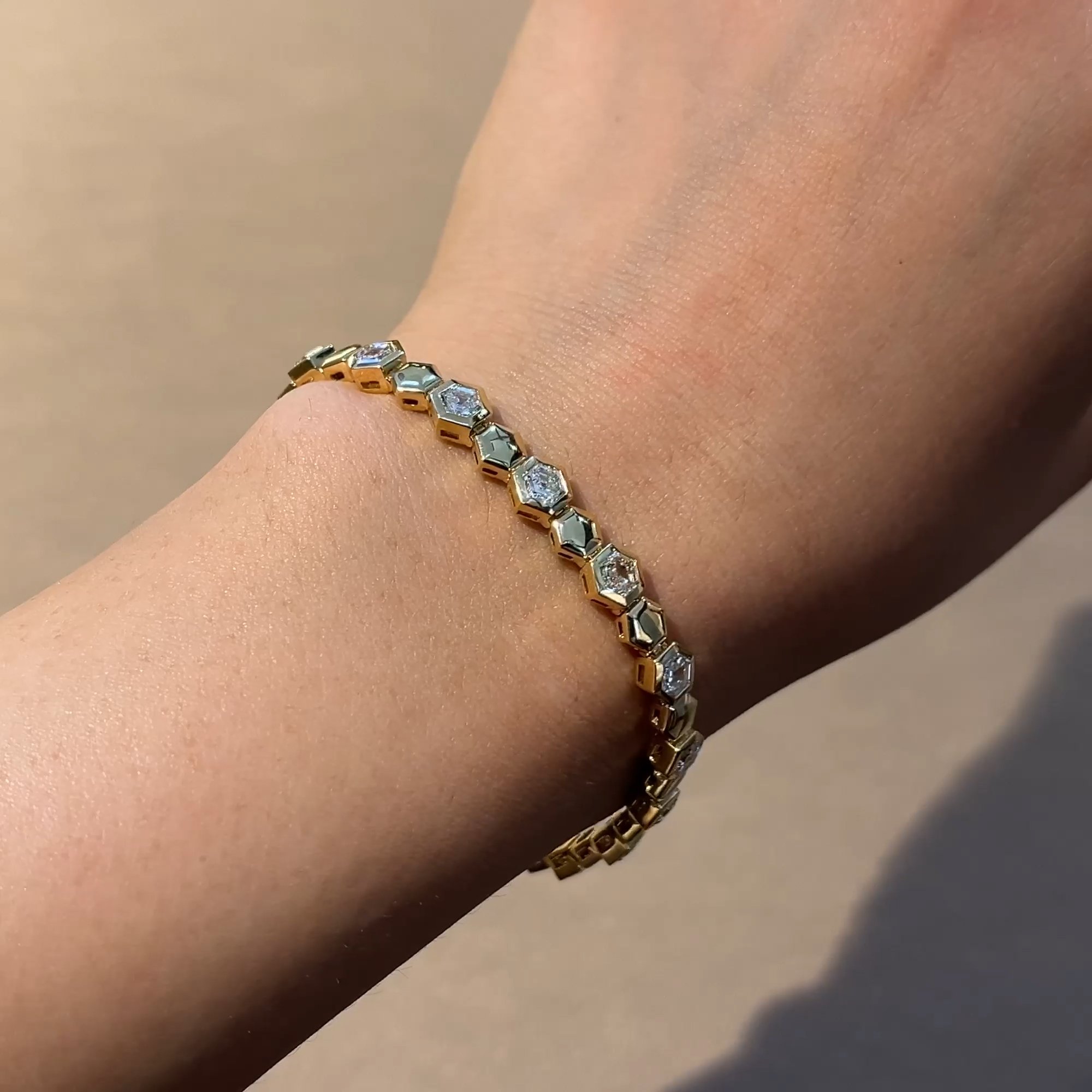 Honeycomb 5.53ct Diamond Bracelet in 18ct Yellow Gold