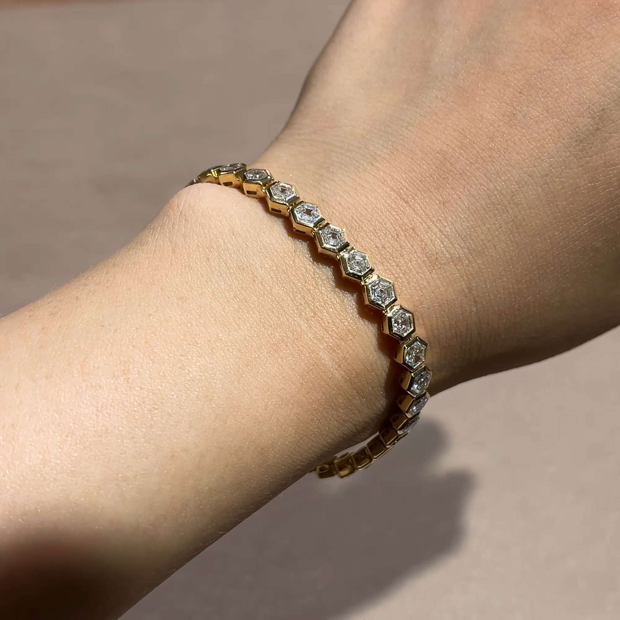 Honeycomb 10.05ct Diamond Line Bracelet in 18ct Yellow Gold