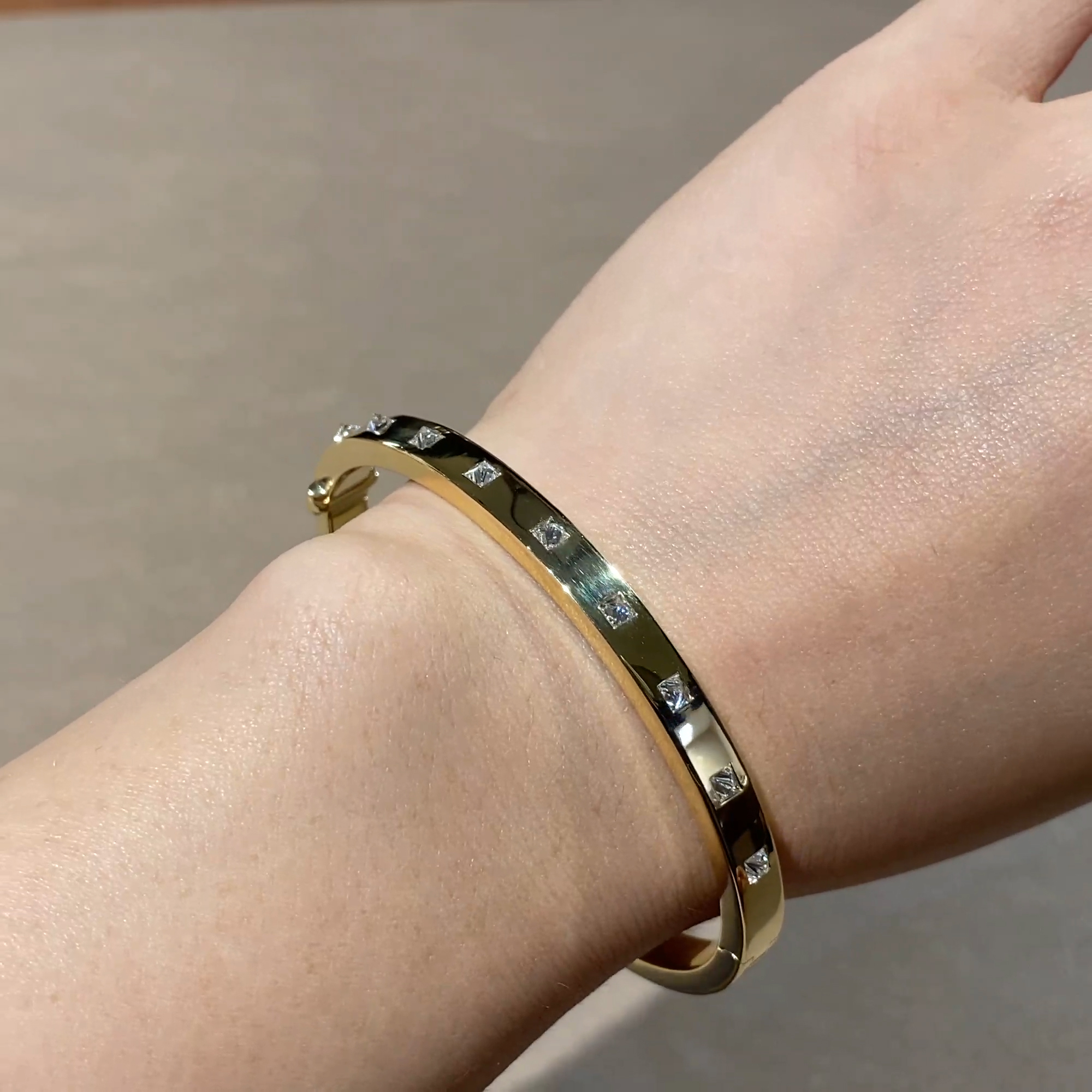 Inverted Princess Cut Diamond RockChic Bangle 0.80ct in 18ct Yellow Gold