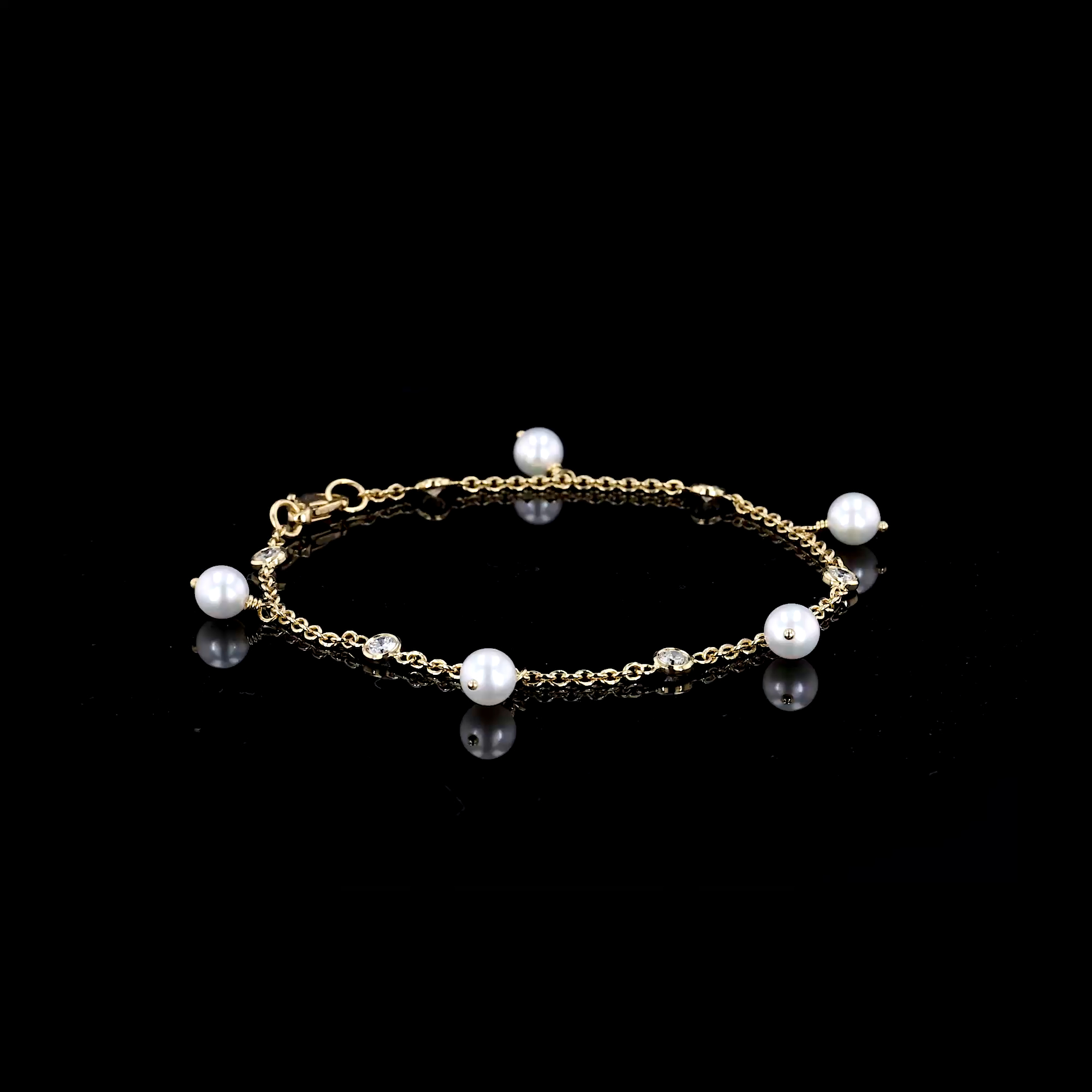 Sundance Pearl and Diamond Bracelet in 18ct Yellow Gold