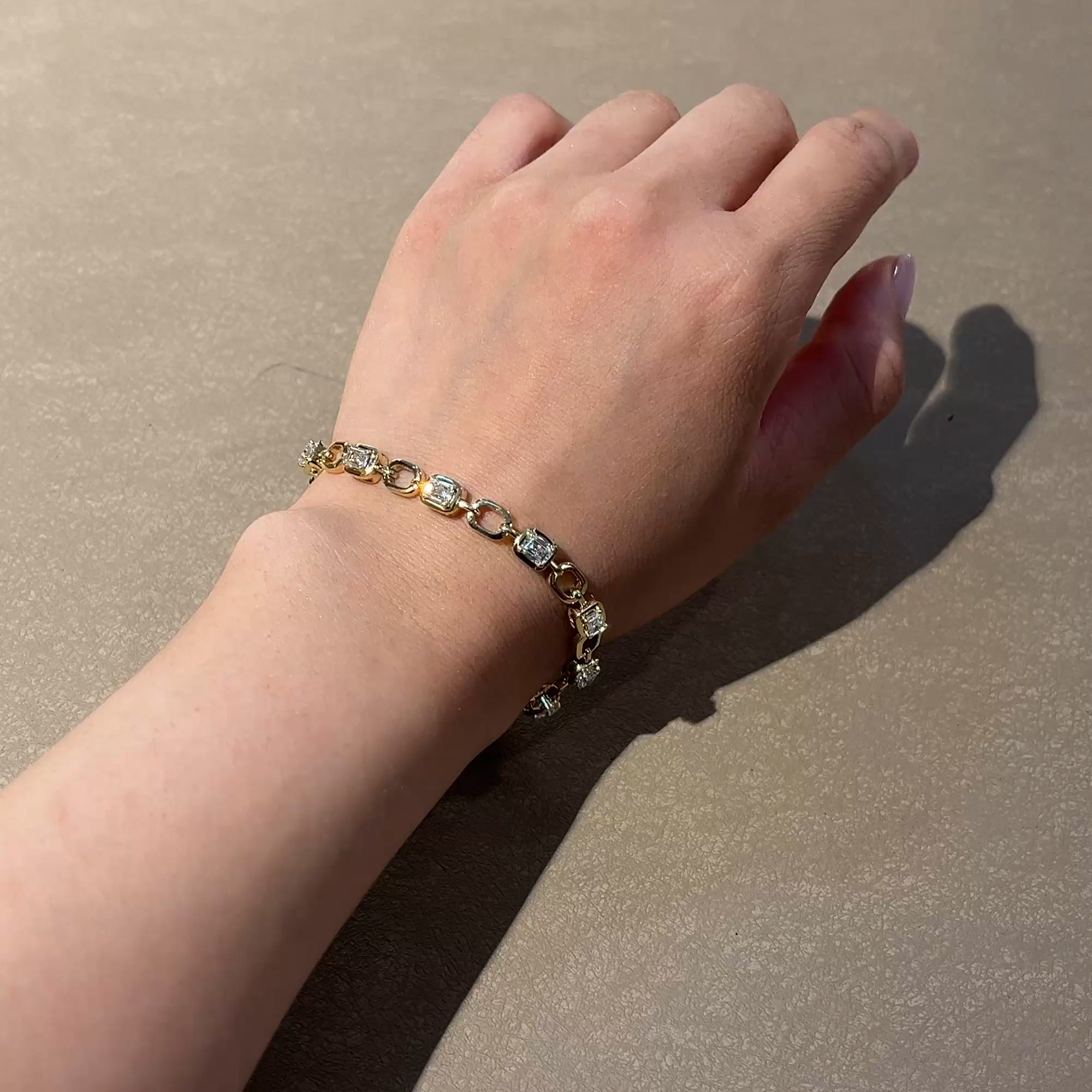 Skimming Stone 4.42ct Line Bracelet in 18ct Yellow Gold