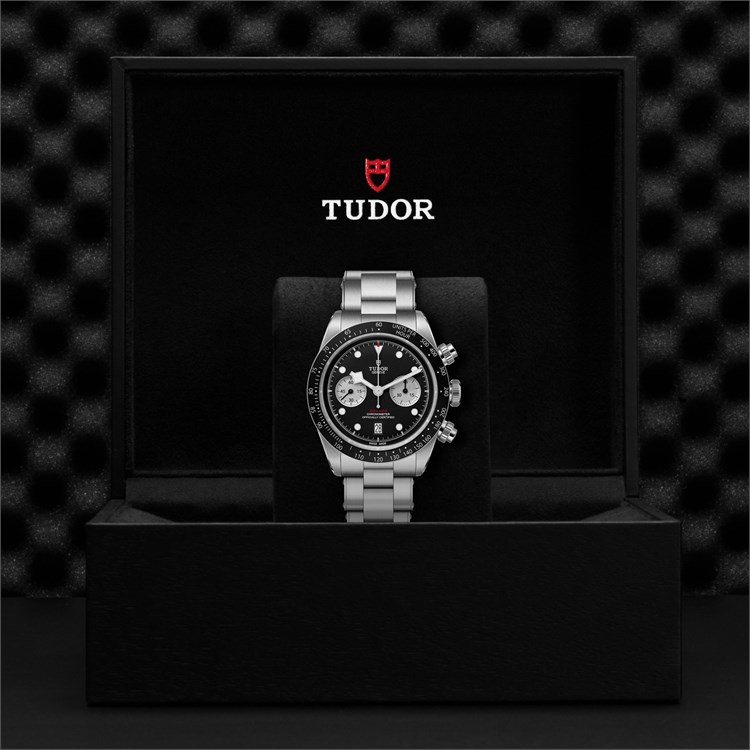 Tudor Black Bay Chrono 41mm, Black Dial, Dot and Triangle Numerals_3