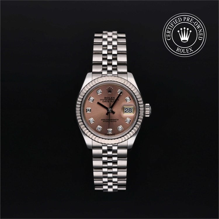 Lady-Datejust 28 with a bezel and bracelet