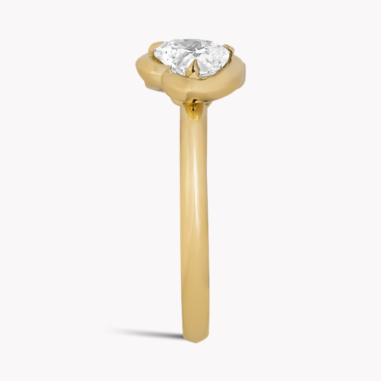 Skimming Stone Diamond Toi et Moi Ring Emerald Cut and Heart Shaped, Claw Set_4