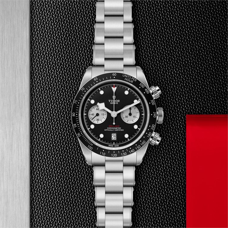 Tudor Black Bay Chrono 41mm, Black Dial, Dot and Triangle Numerals_4
