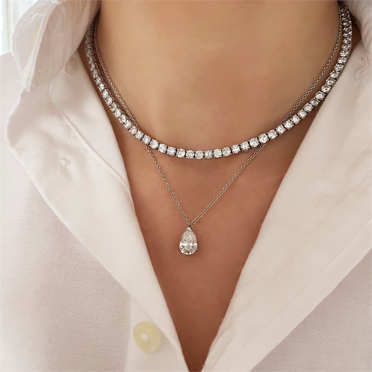 Pear Shaped Diamond Pendant Pear Shaped, Claw Set_10