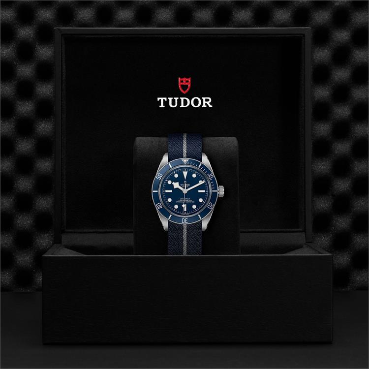 Tudor Black Bay Fifty-Eight 39mm. Blue Dial. Baton Numerals_3