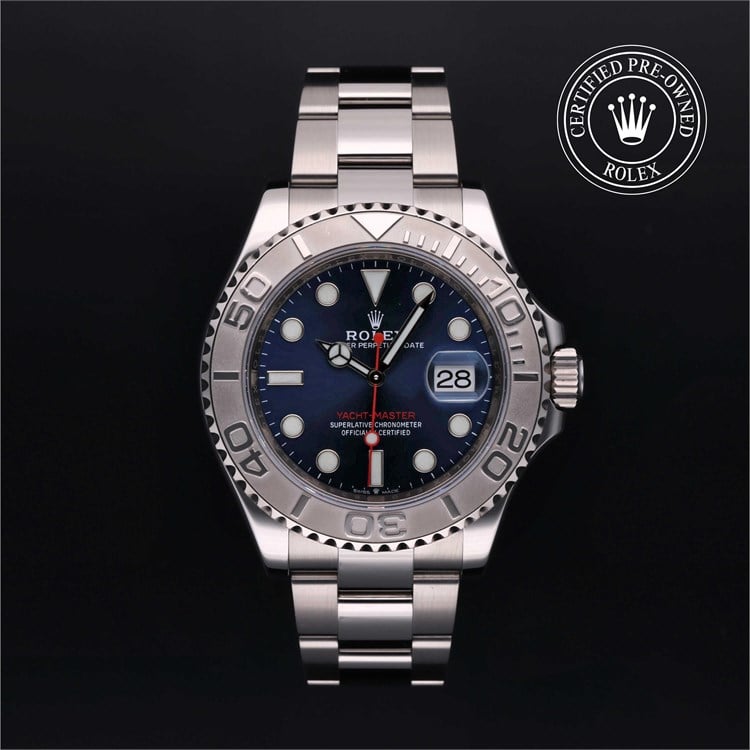 Yacht-Master 40 with a bezel and bracelet