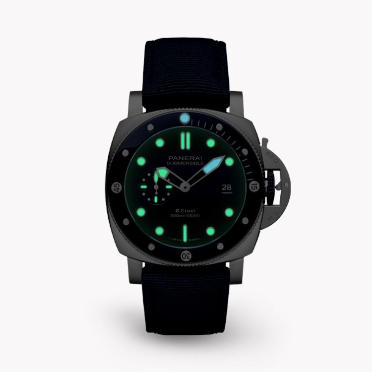 Panerai Submersible QuarantaQuattro ESteel™ Blu Profondo 44mm, Blue Dial, Baton Numerals_3