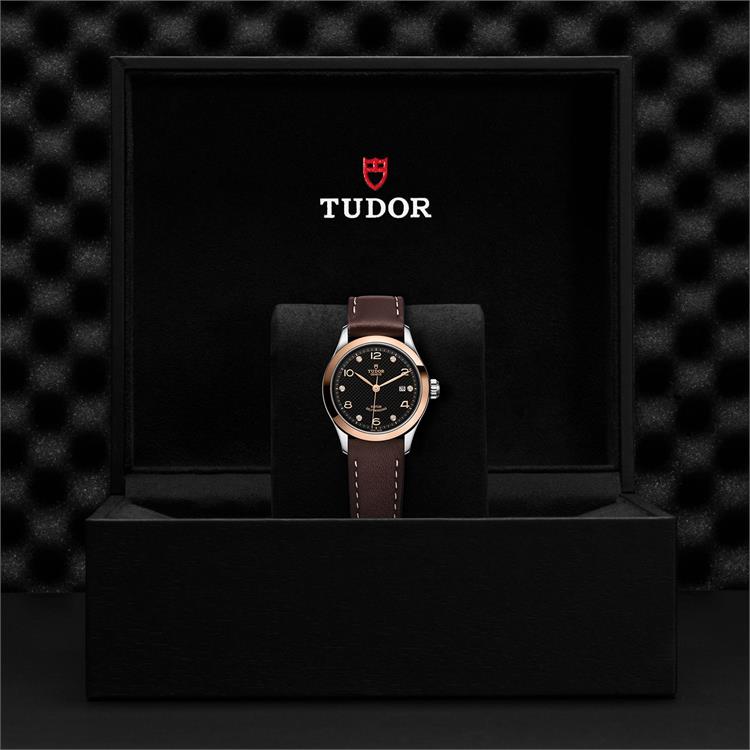 Tudor 1926  M91351-0008 28mm, Black Dial, Diamond/Baton Markers_3