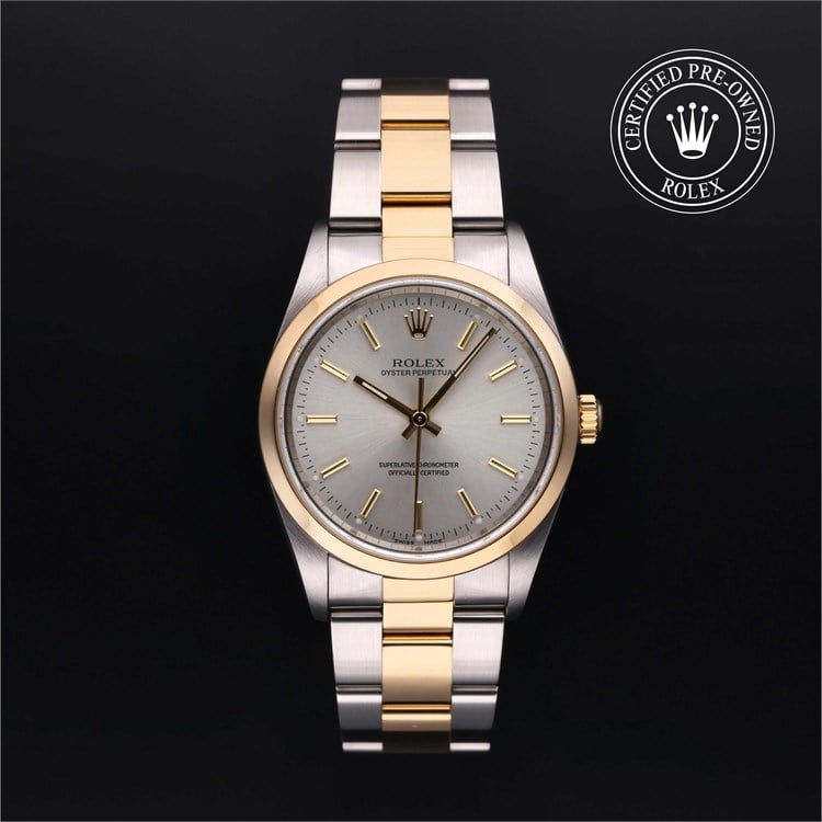 Oyster Perpetual 34 with a bezel and bracelet