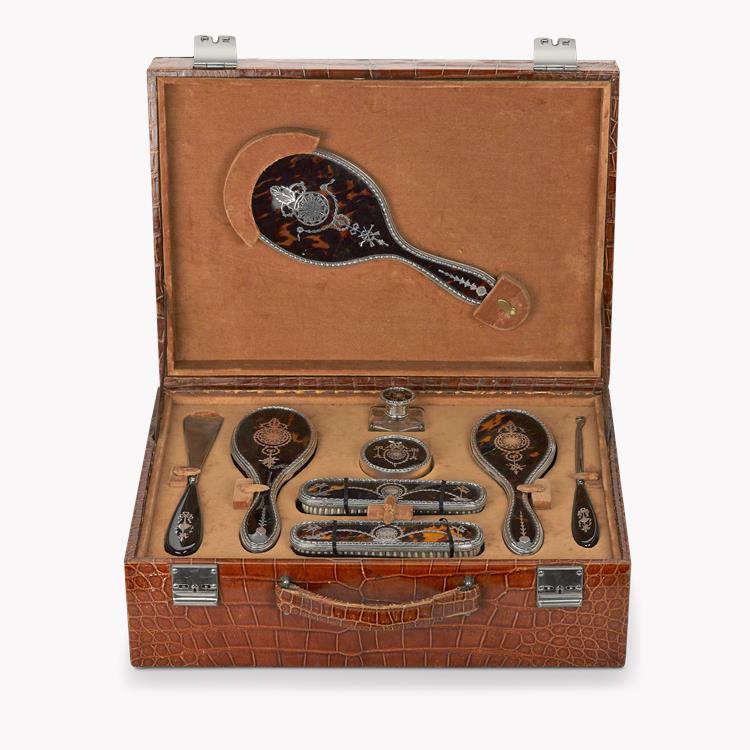 Silver George V Dressing Table Set Hallmarked London_1