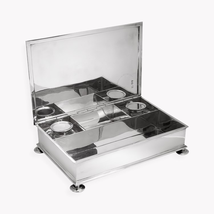 Queen Victoria's Silver Desk Box _4