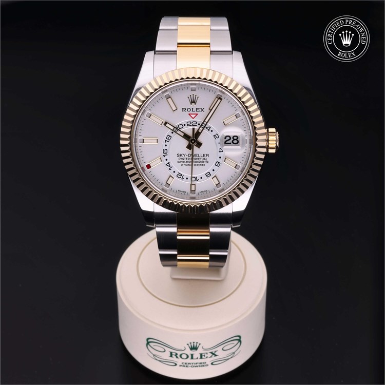 Rolex Sky-Dweller 2022, 42mm, Oystersteel and Yellow Gold