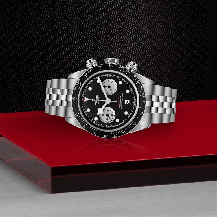 Tudor Black Bay Chrono 41mm, Black Dial, Dot and Triangle Numerals_2