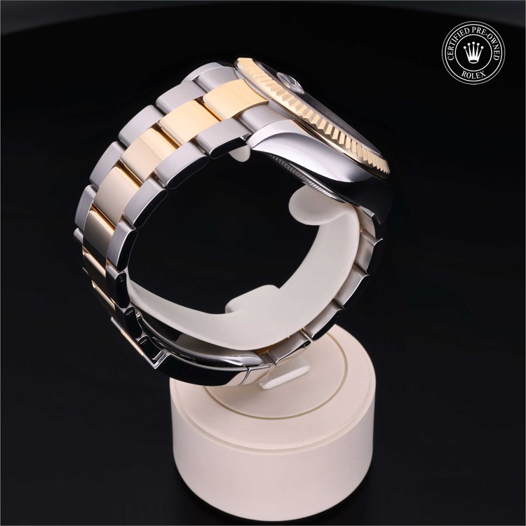 Rolex Sky-Dweller 2019, 42mm, Oystersteel and Yellow Gold_5