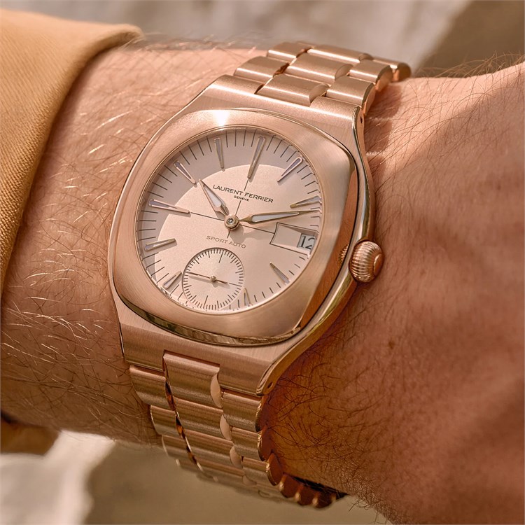 Laurent Ferrier Sport Auto 79 41.5mm, Cream Opaline Dial, Drop-shaped Indices_3