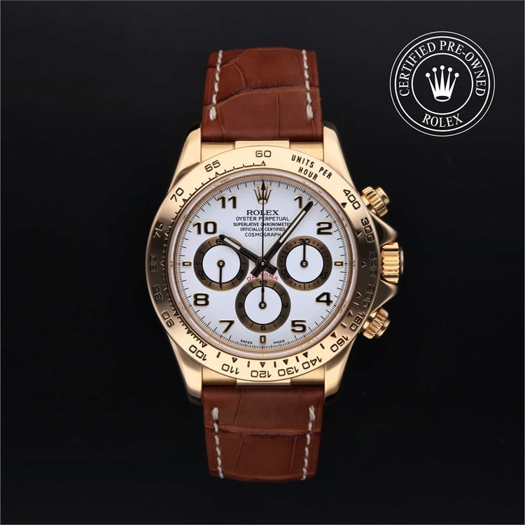 Cosmograph Daytona with a bezel and bracelet