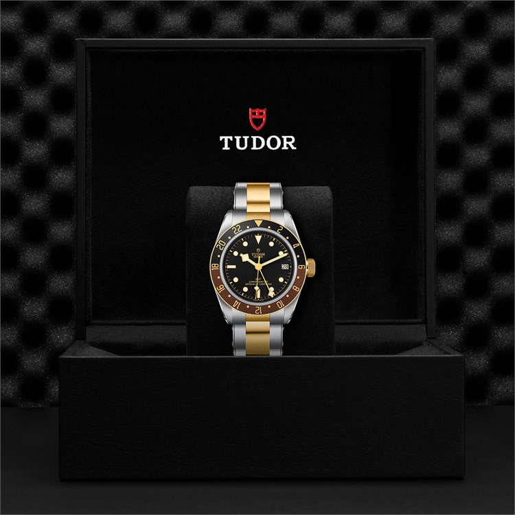 Tudor Black Bay GMT S&G 41mm, Black Dial, Baton Numerals_3