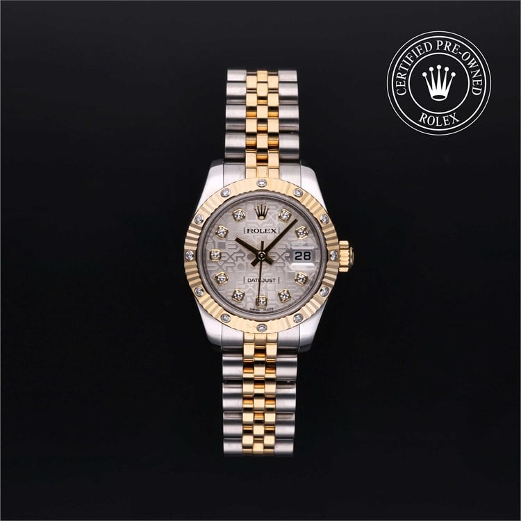 Lady-Datejust 26 with a bezel and bracelet