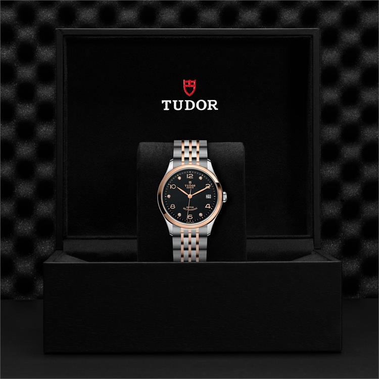 Tudor 1926  M91451-0004 36mm. Black Dial. Diamond Numerals_3