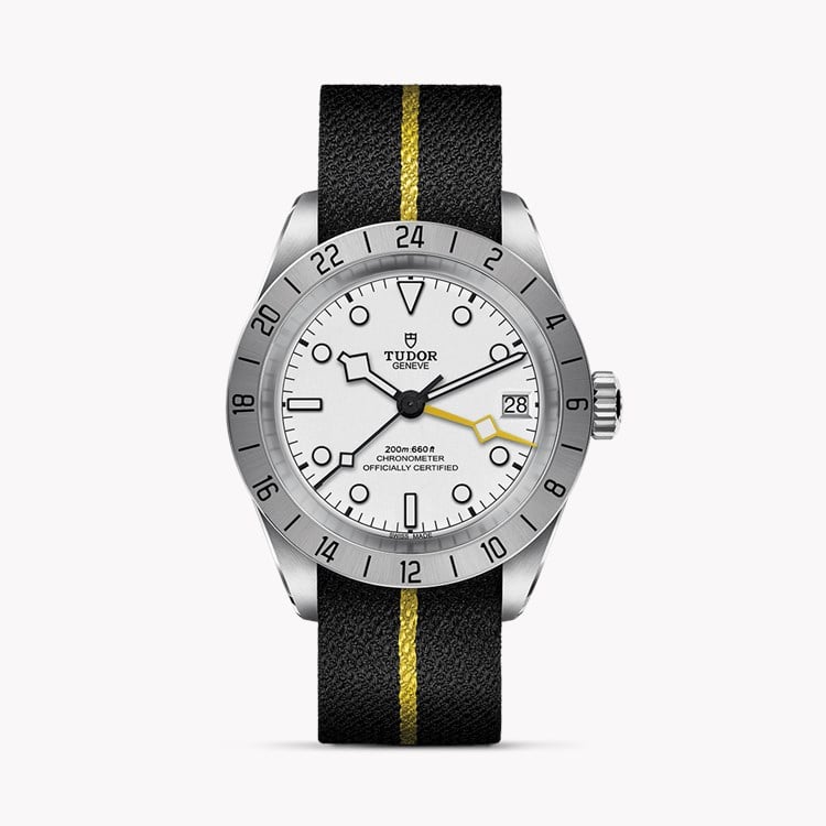 Tudor Black Bay Pro 39mm, White Dial, Baton/Dot Numerals_1