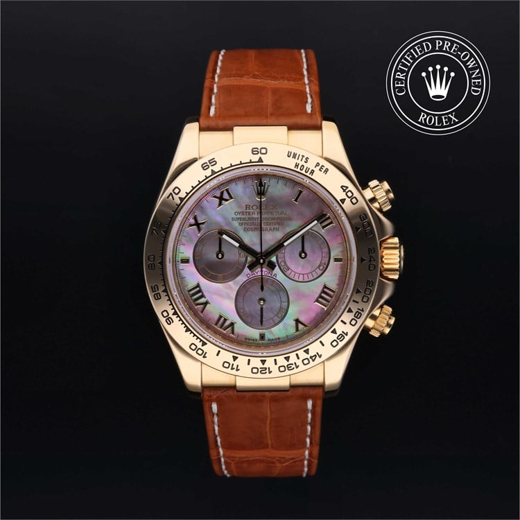 Cosmograph Daytona with a bezel and bracelet
