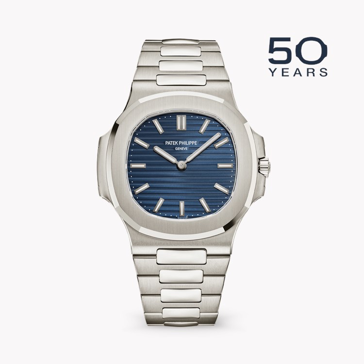Patek Philippe Nautilus 41mm, Blue Dial, Baton Numerals_1