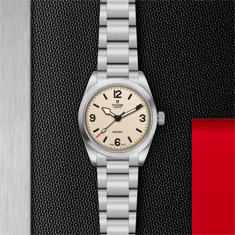 Tudor Heritage Ranger 36mm, Beige Dial, Arabic/Baton Numerals_3