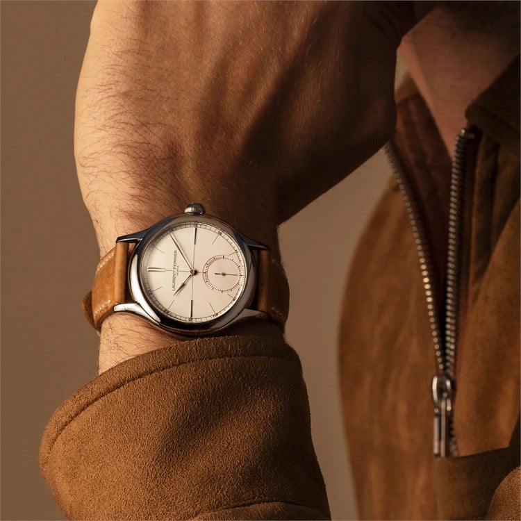 Laurent Ferrier Classic Origin White 40mm, Silvery-White Opaline Dial, Drop-shaped Indices_5