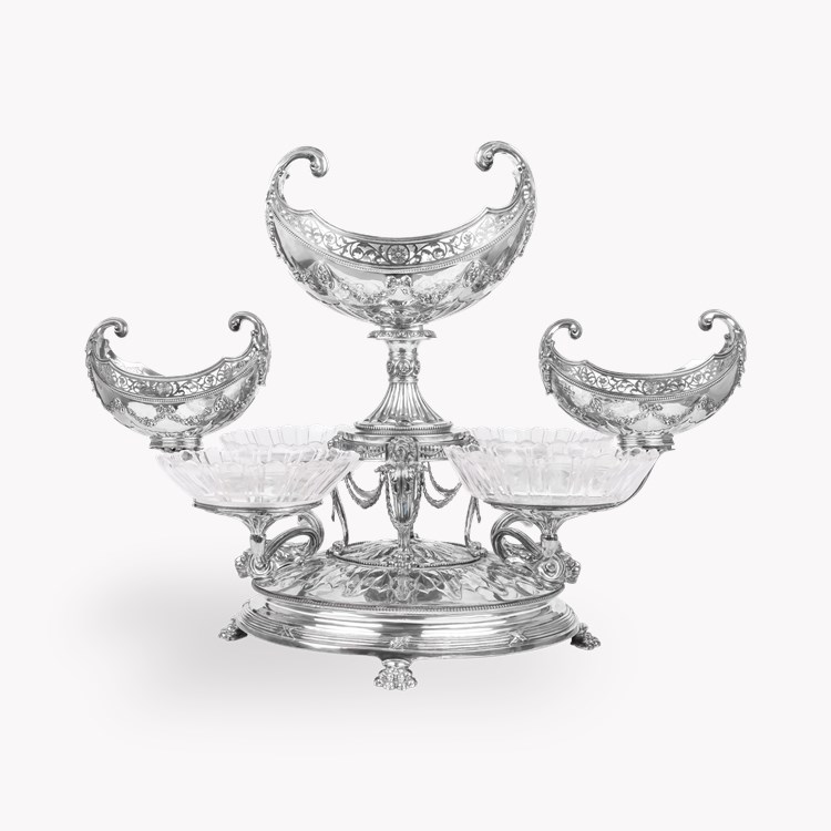 Silver Epergne Centrepiece with Four Cut Glass Bowls Hallmarked London_1