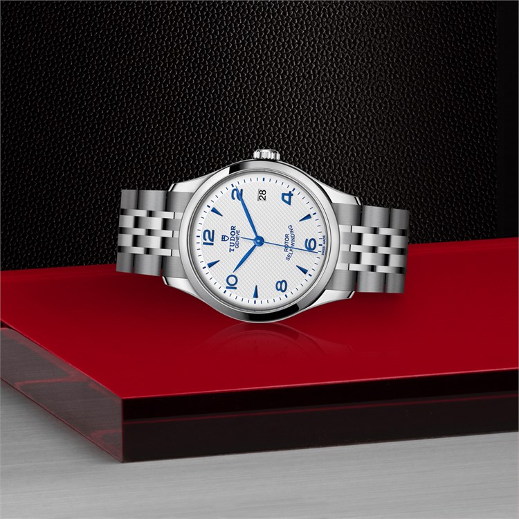 Tudor 1926 36mm. Silver Dial. Arabic/Baton Numerals_3