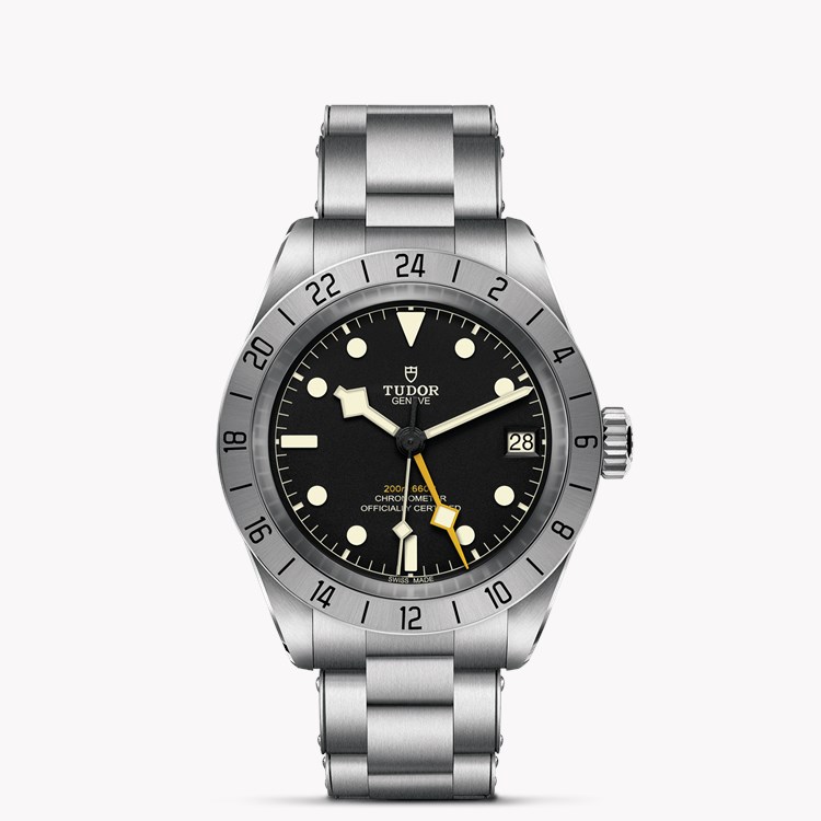 Tudor Black Bay Pro 39mm, Black Dial, Baton Numerals_1