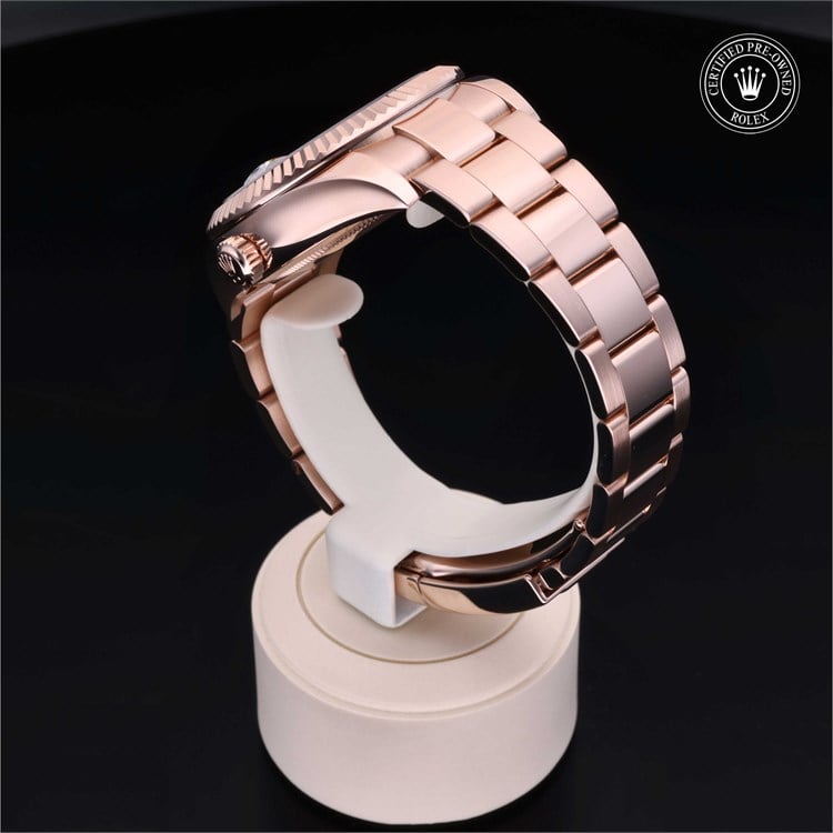 Rolex Sky-Dweller 2020, 42mm, 18 Everose Gold_4