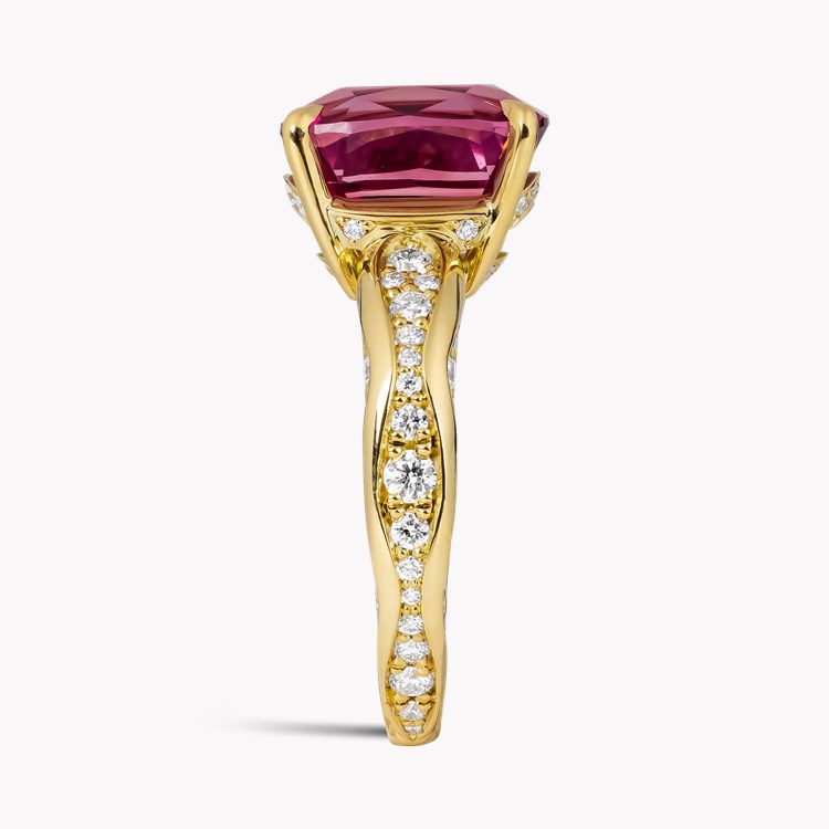 Cushion Cut 6.86ct Kitulo Garnet and Diamond Ring Modern Cushion Cut, Claw Set_4