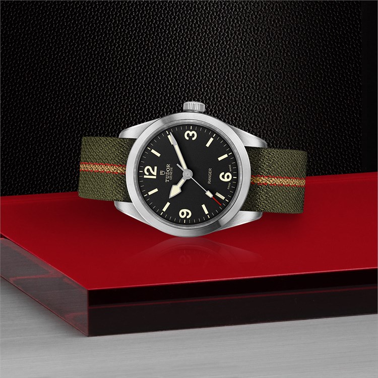 Tudor Heritage Ranger 39mm, Black Dial, Arabic/Baton Numerals_3