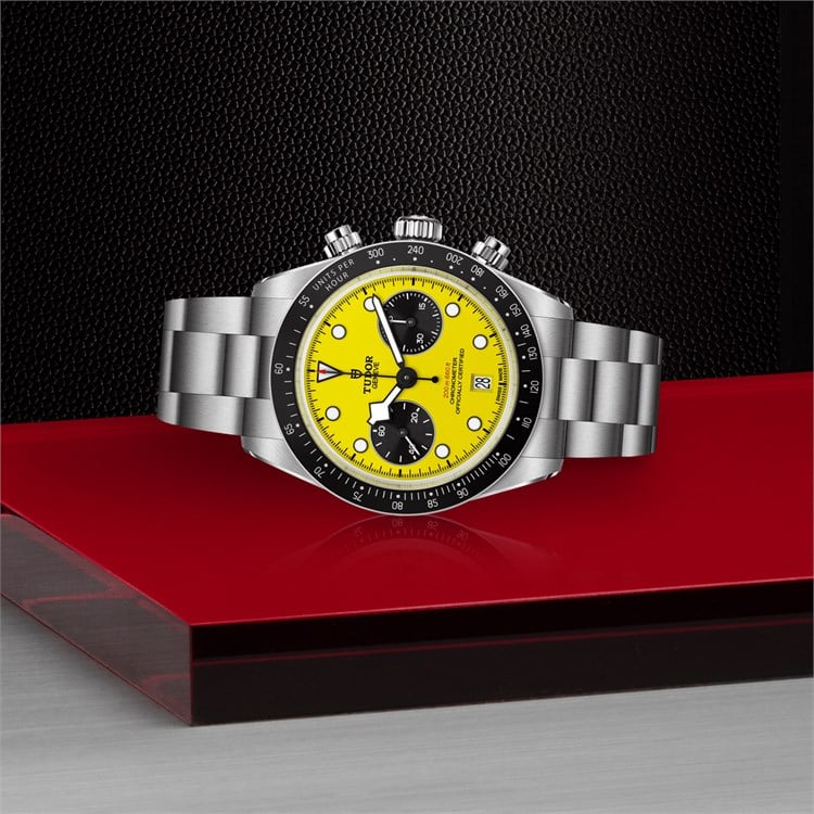 Tudor Black Bay Chrono 39 39mm, Yellow Dial, Baton Numerals_3