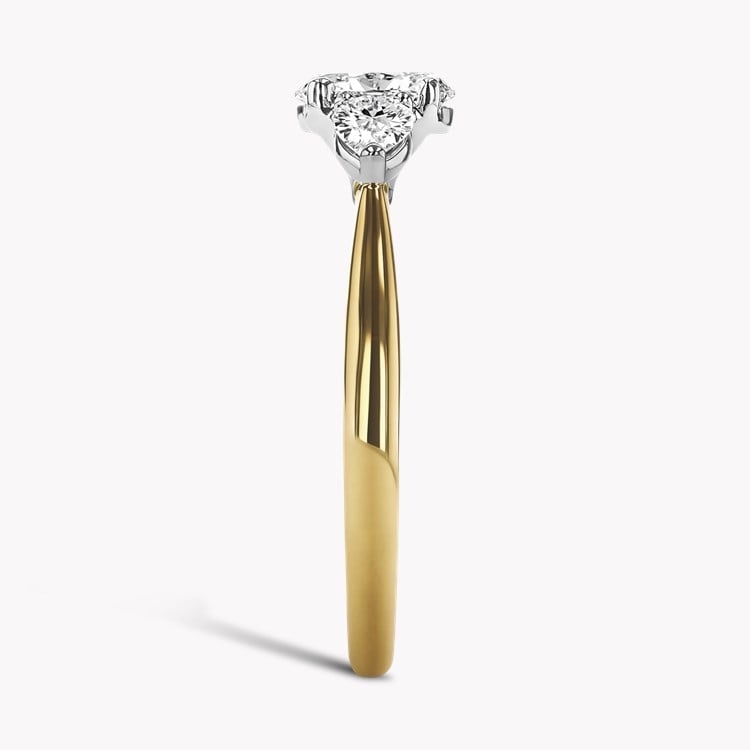 Classic 0.30ct Oval Cut Diamond Three Stone Ring Oval Cut, Claw Set_4