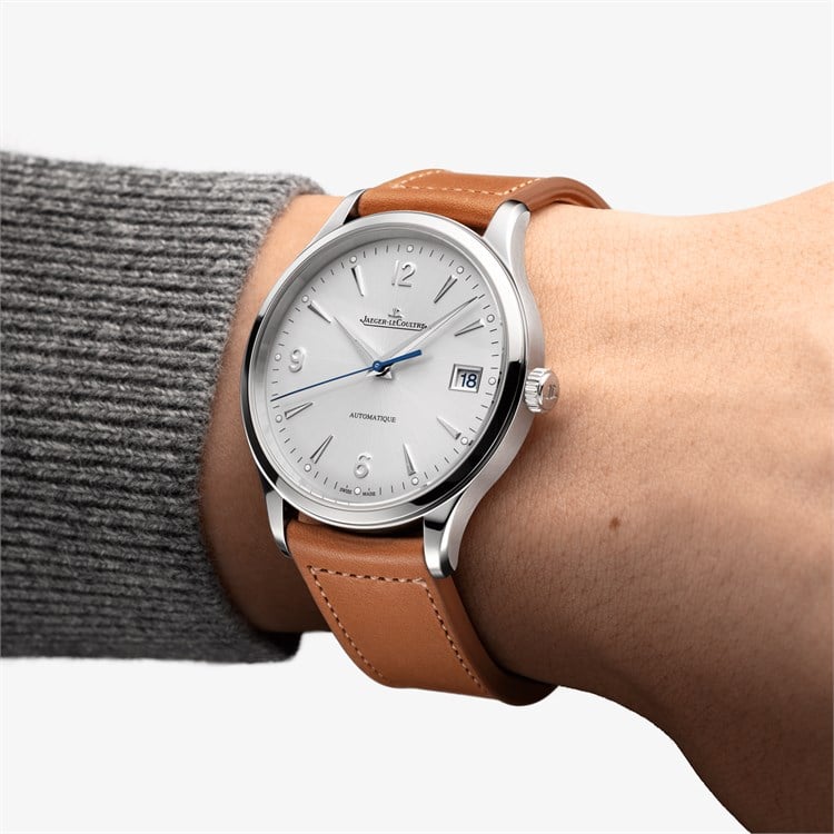 Jaeger-LeCoultre Master Control Date 40mm, Silver Dial, Arabic/Baton Numerals_10