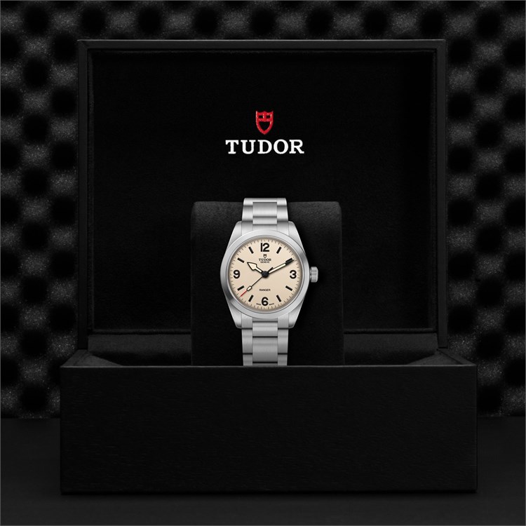 Tudor Heritage Ranger 36mm, Beige Dial, Arabic/Baton Numerals_4