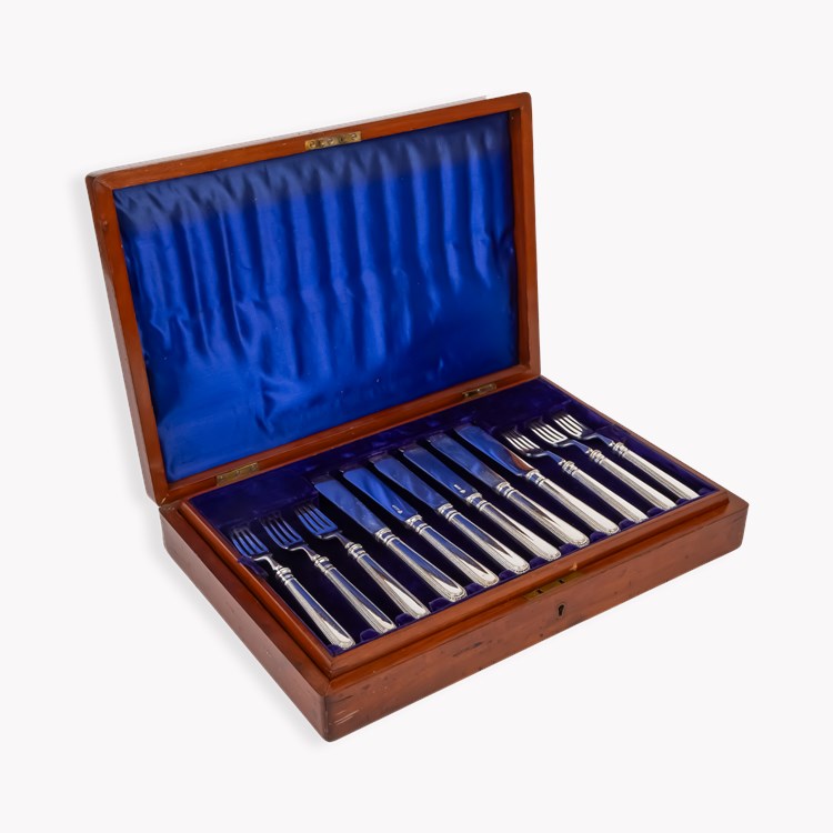 Silver Elizabeth II Bead Pattern Fish Knives and Forks for Twelve _1