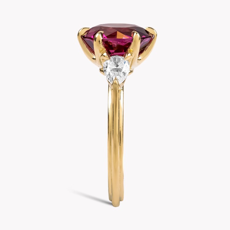 Brilliant Cut 4.44ct Kitulo Garnet and Diamond Ring Brilliant & Pear Cut, Claw Set_4