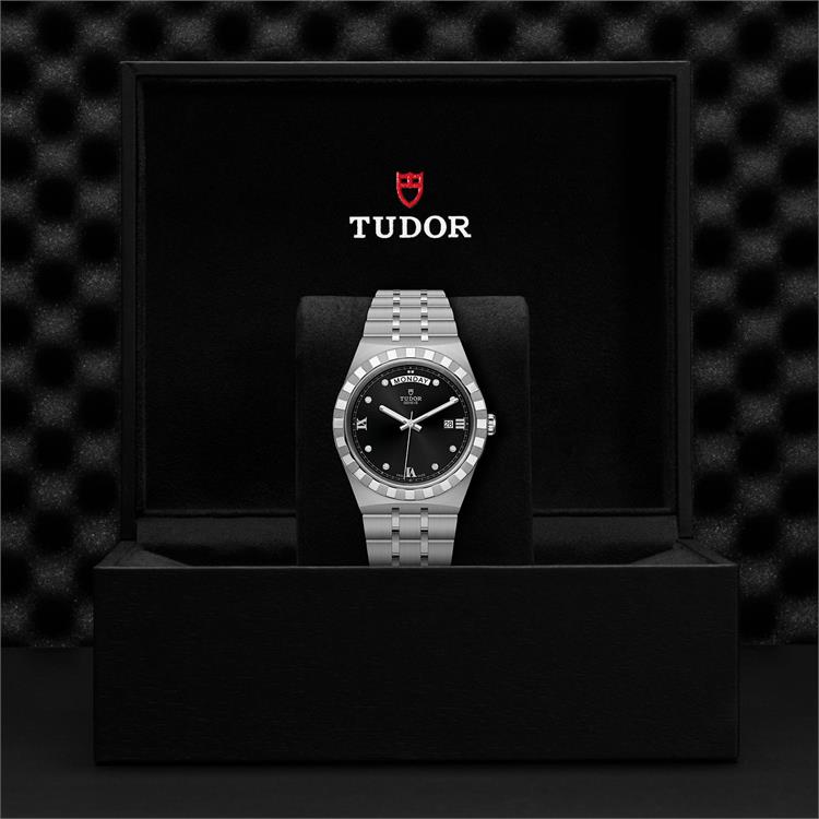 Tudor Royal  M28600-0004 41mm. Black Dial. Diamond Numerals_3