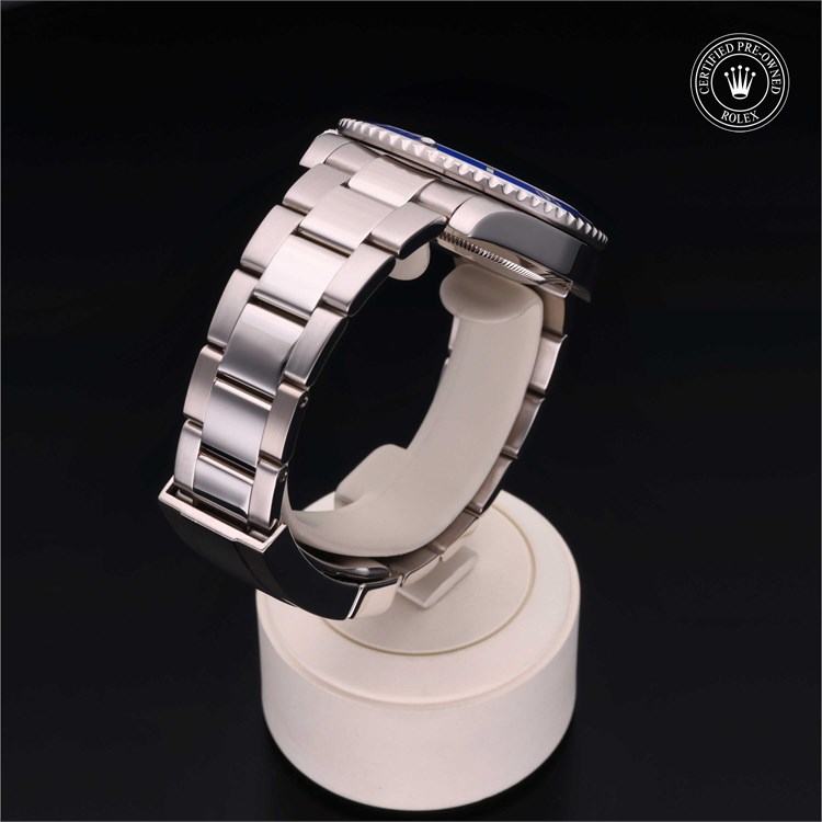 Rolex Submariner Date 2010, 40mm, 18ct White Gold